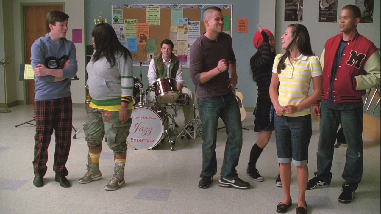 Glee106-00040.jpg