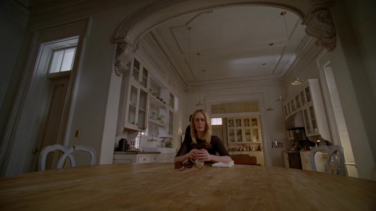 Index of /ahs/screencaps/albums/308.