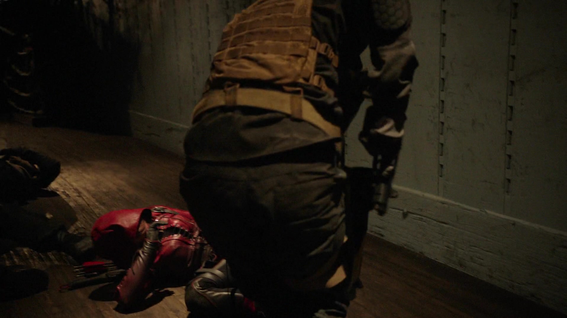 Arrow_S04E01_Green_Arrow_1080p_WEB-DL_DD5_1_H_264-CtrlHD_0193.jpg