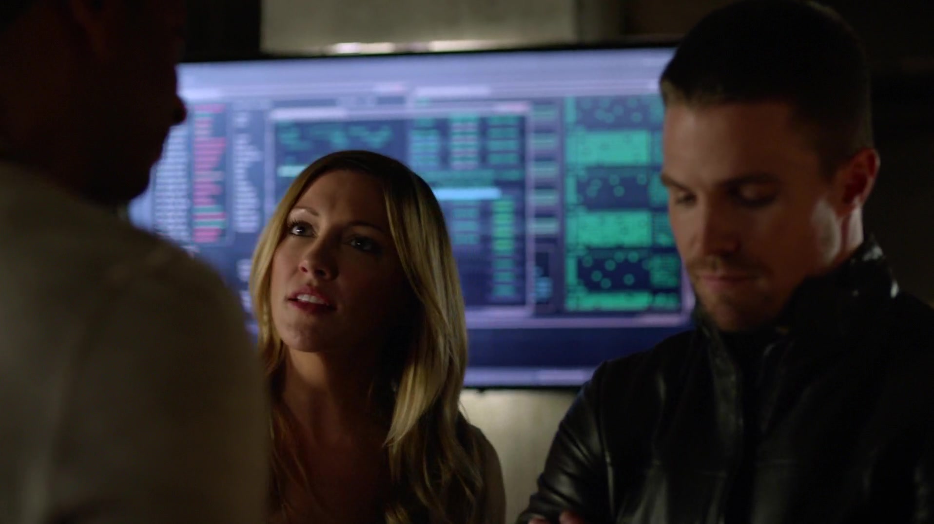 Arrow_S04E01_Green_Arrow_1080p_WEB-DL_DD5_1_H_264-CtrlHD_0881.jpg