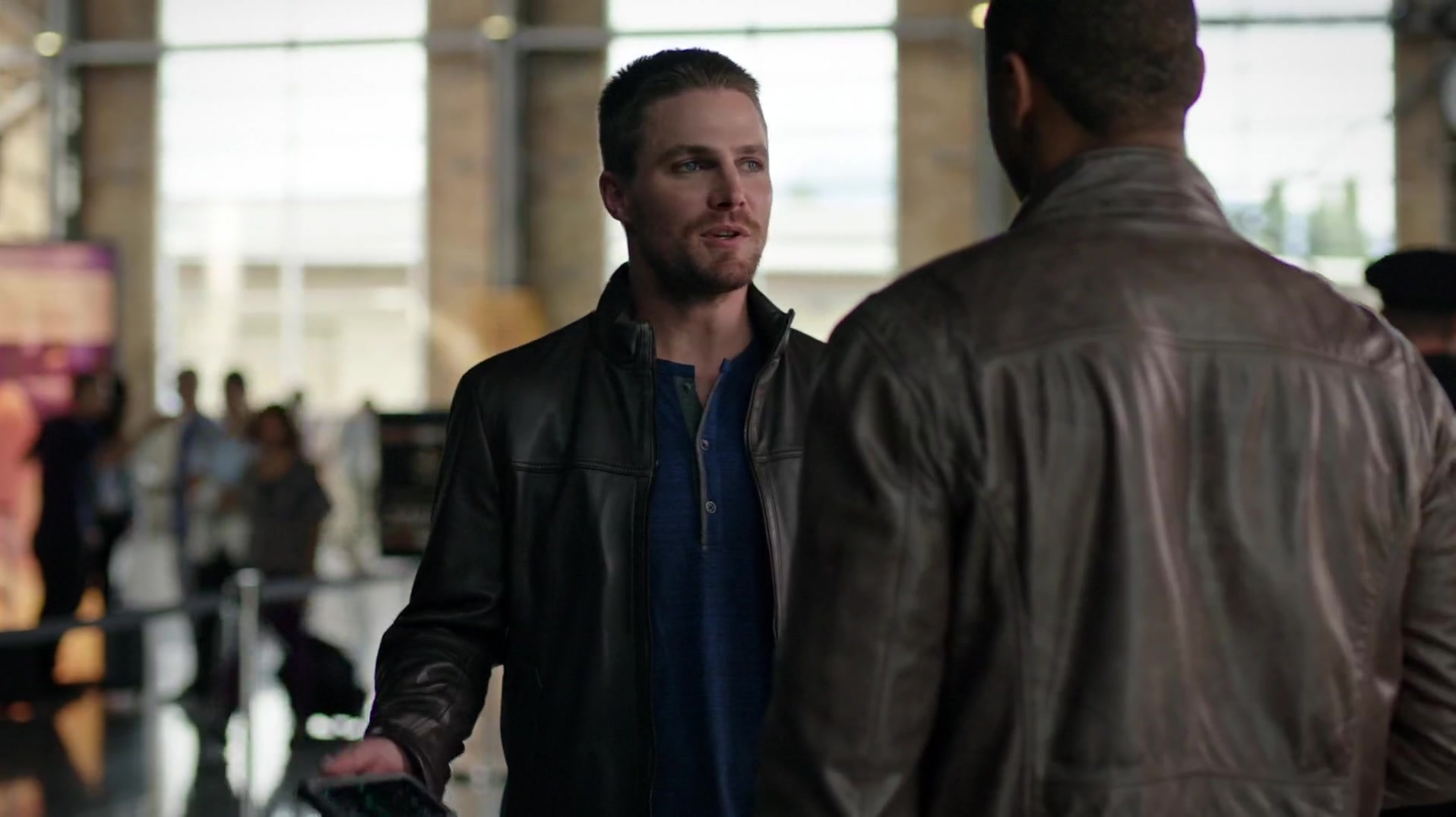 Arrow_S04E01_Green_Arrow_1080p_WEB-DL_DD5_1_H_264-CtrlHD_1482.jpg
