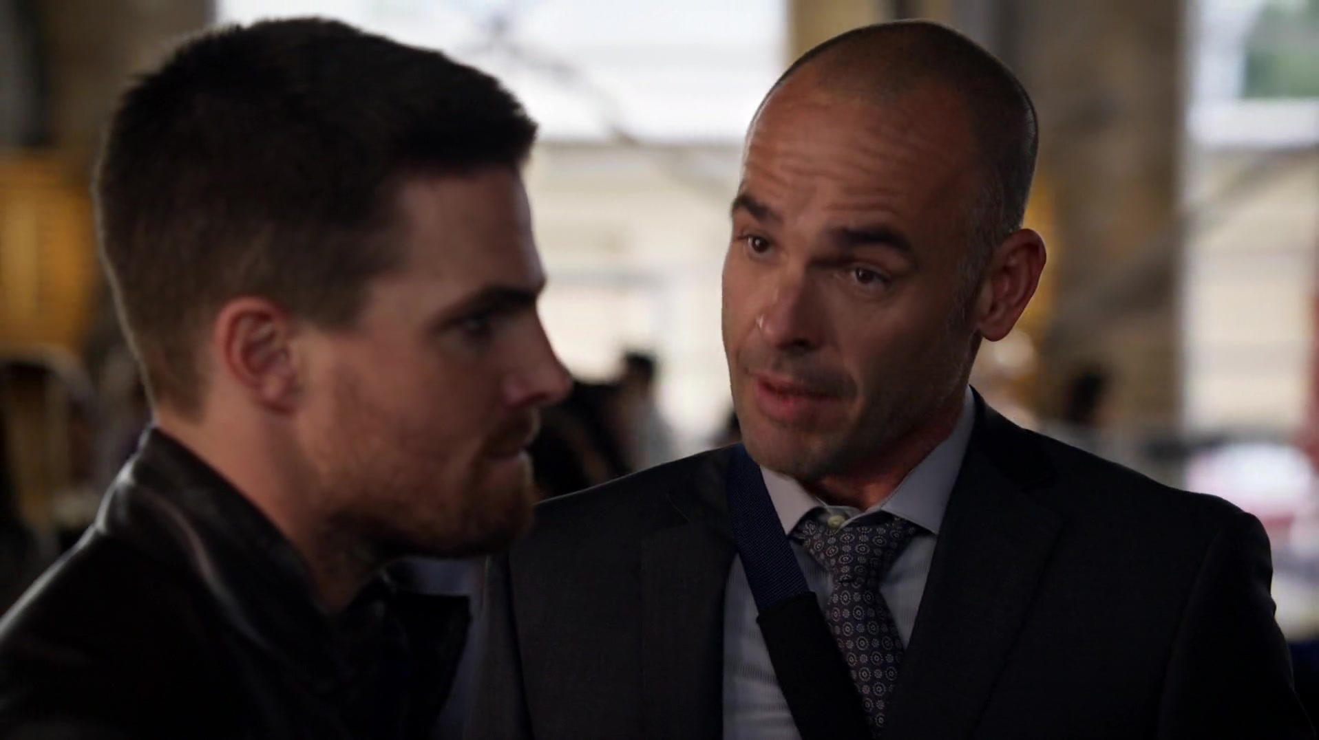 Arrow_S04E01_Green_Arrow_1080p_WEB-DL_DD5_1_H_264-CtrlHD_1538.jpg