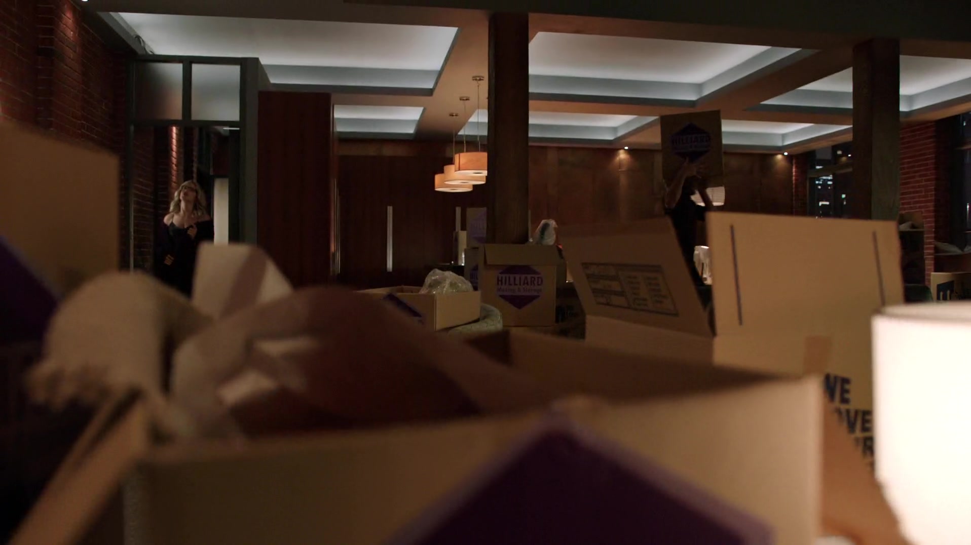 Arrow_S04E01_Green_Arrow_1080p_WEB-DL_DD5_1_H_264-CtrlHD_2144.jpg