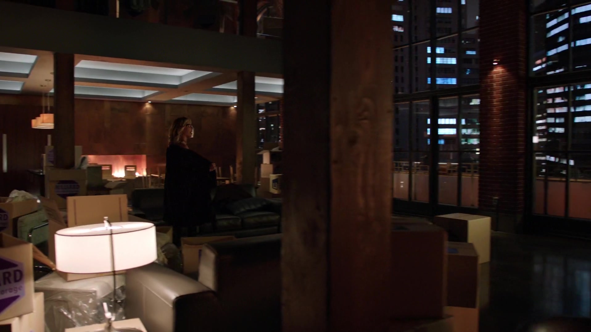 Arrow_S04E01_Green_Arrow_1080p_WEB-DL_DD5_1_H_264-CtrlHD_2148.jpg