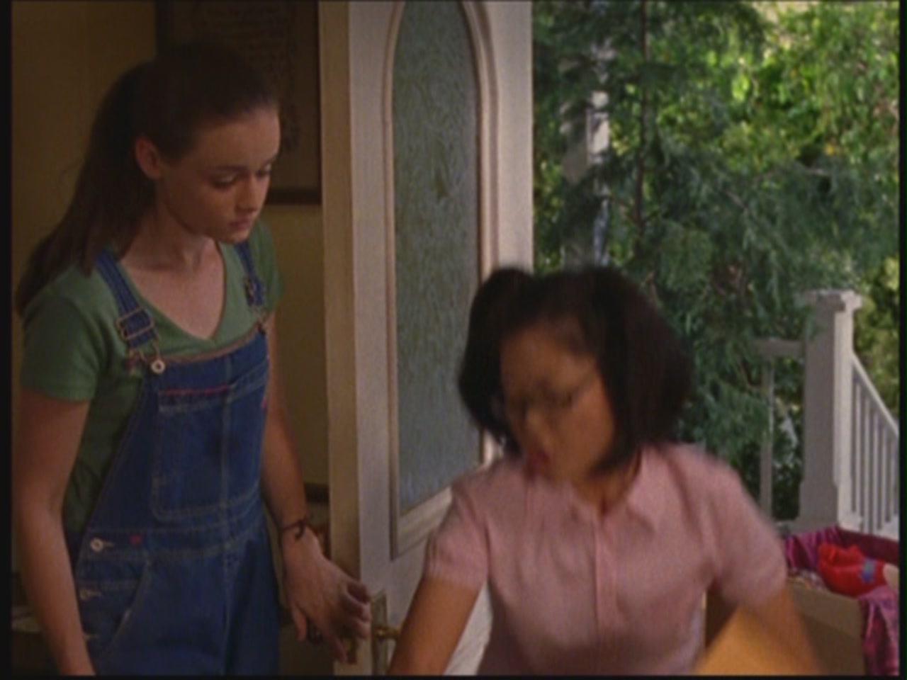 2.02 Hammers And Veils GG20200391 Gilmore Girls Screencaps