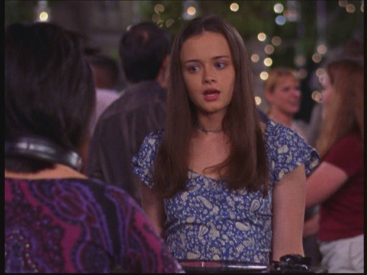 2.02 Hammers And Veils GG20200932 Gilmore Girls Screencaps