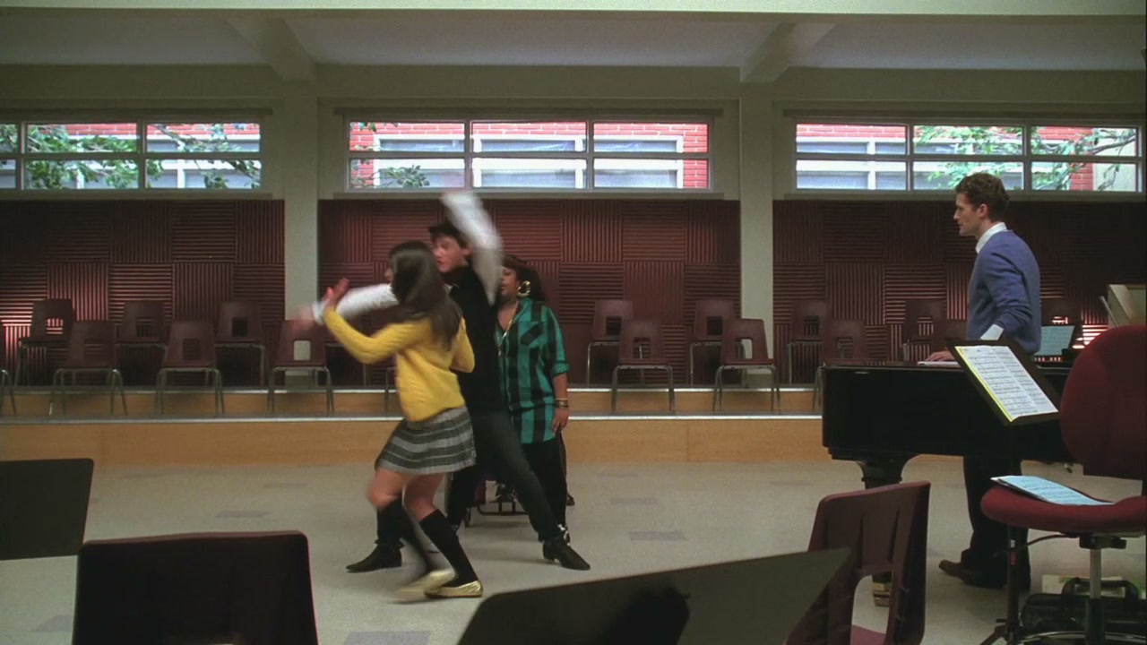 Glee102-00147.jpg