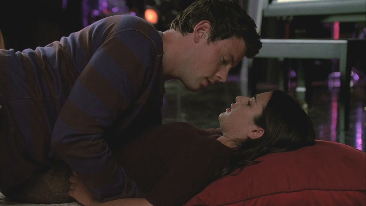 Glee102-01012.jpg