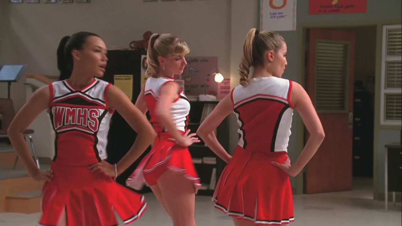 Glee102-01075.jpg