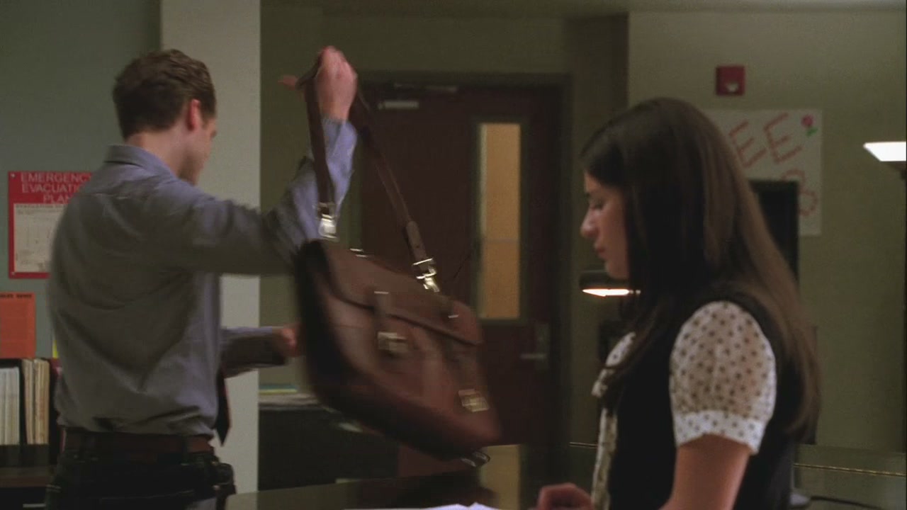 Glee102-01213.jpg