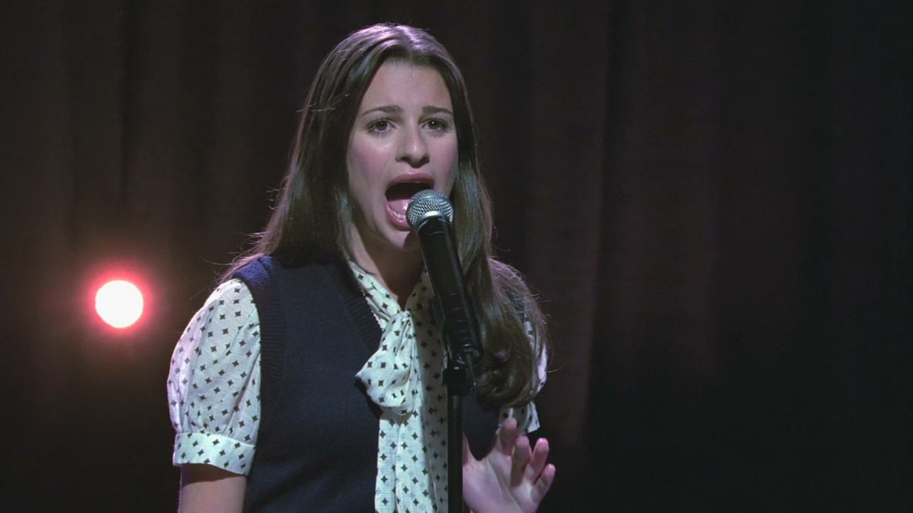Glee102-01243.jpg