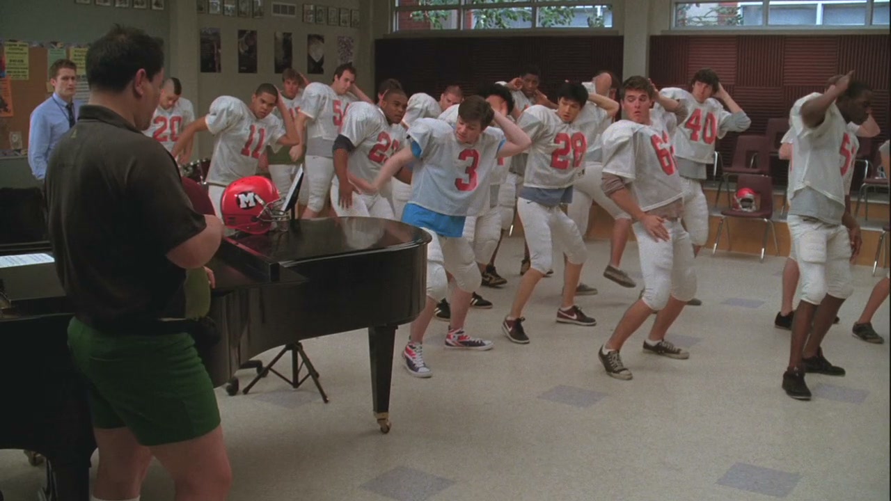 Glee104-00813.jpg