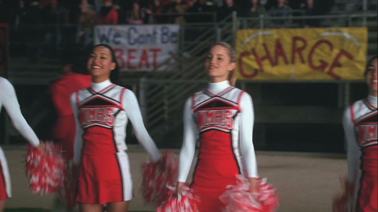 Glee104-01000.jpg