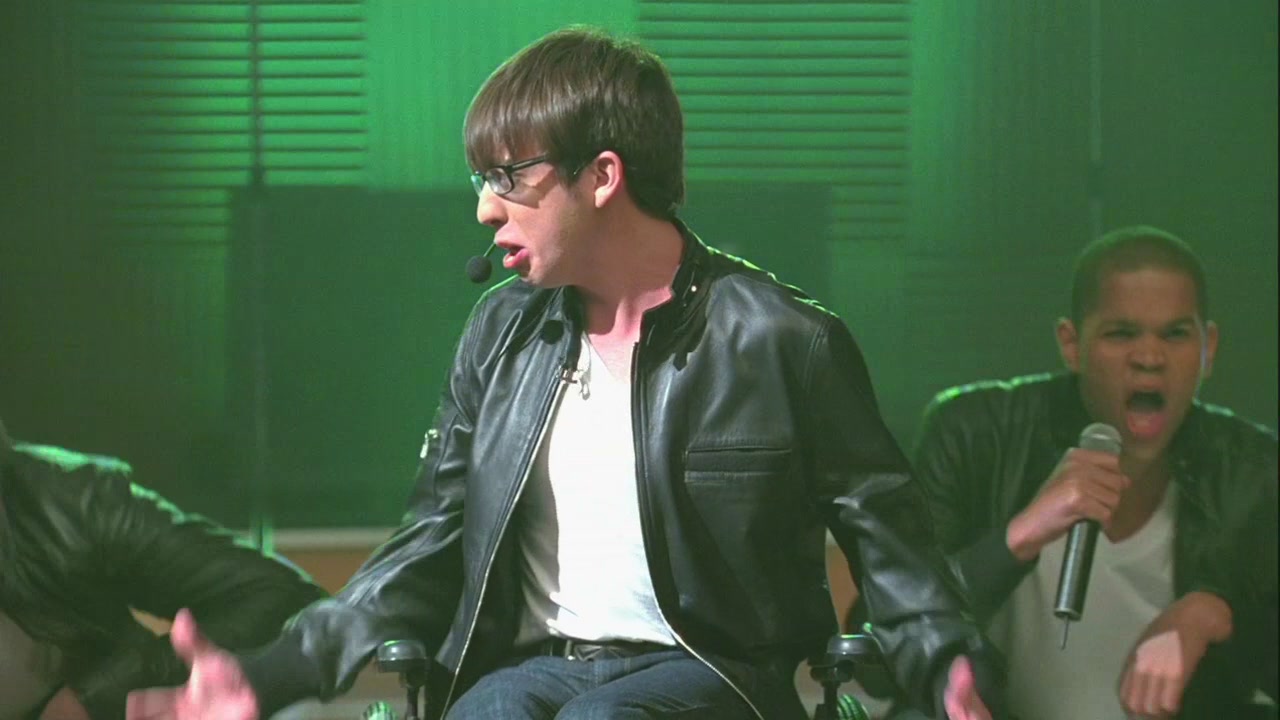 Glee106-00495.jpg