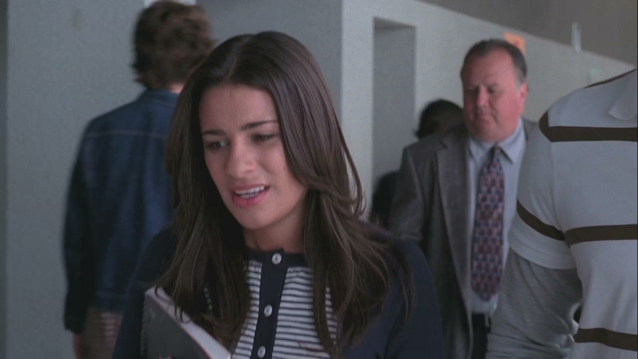 Glee106-01121.jpg