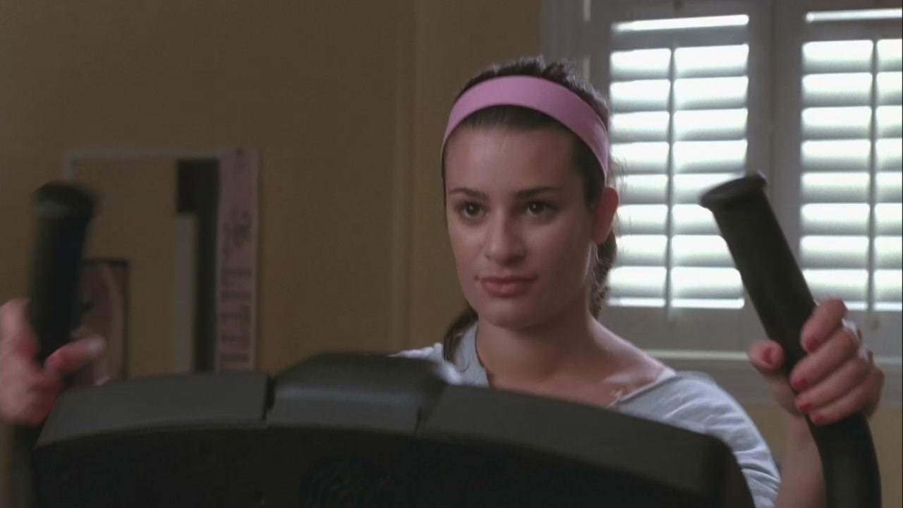 Glee106-01244.jpg