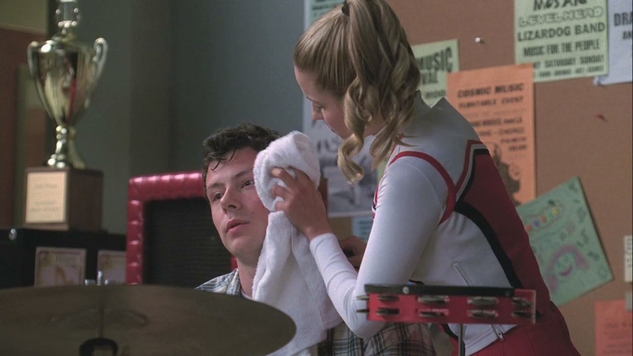 Glee108-00101.jpg