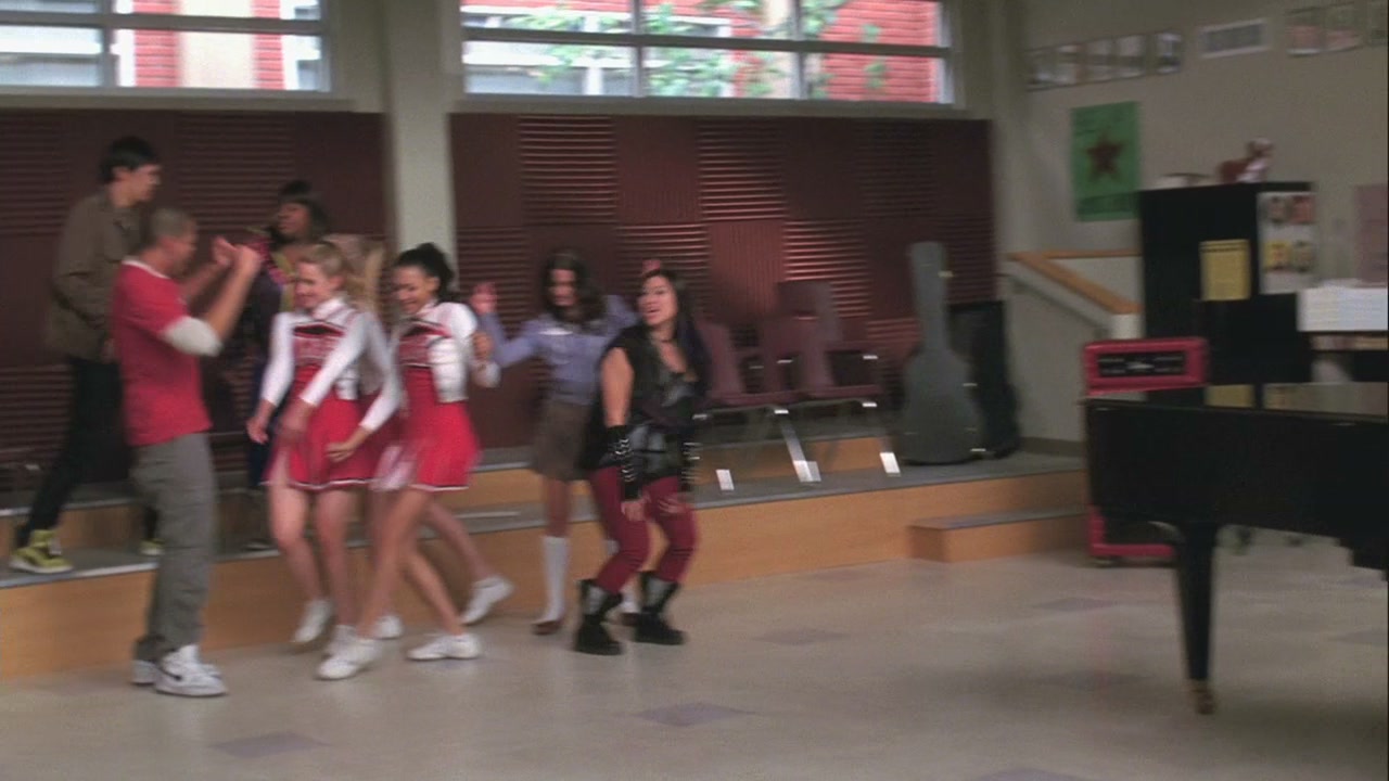 Glee108-00168.jpg