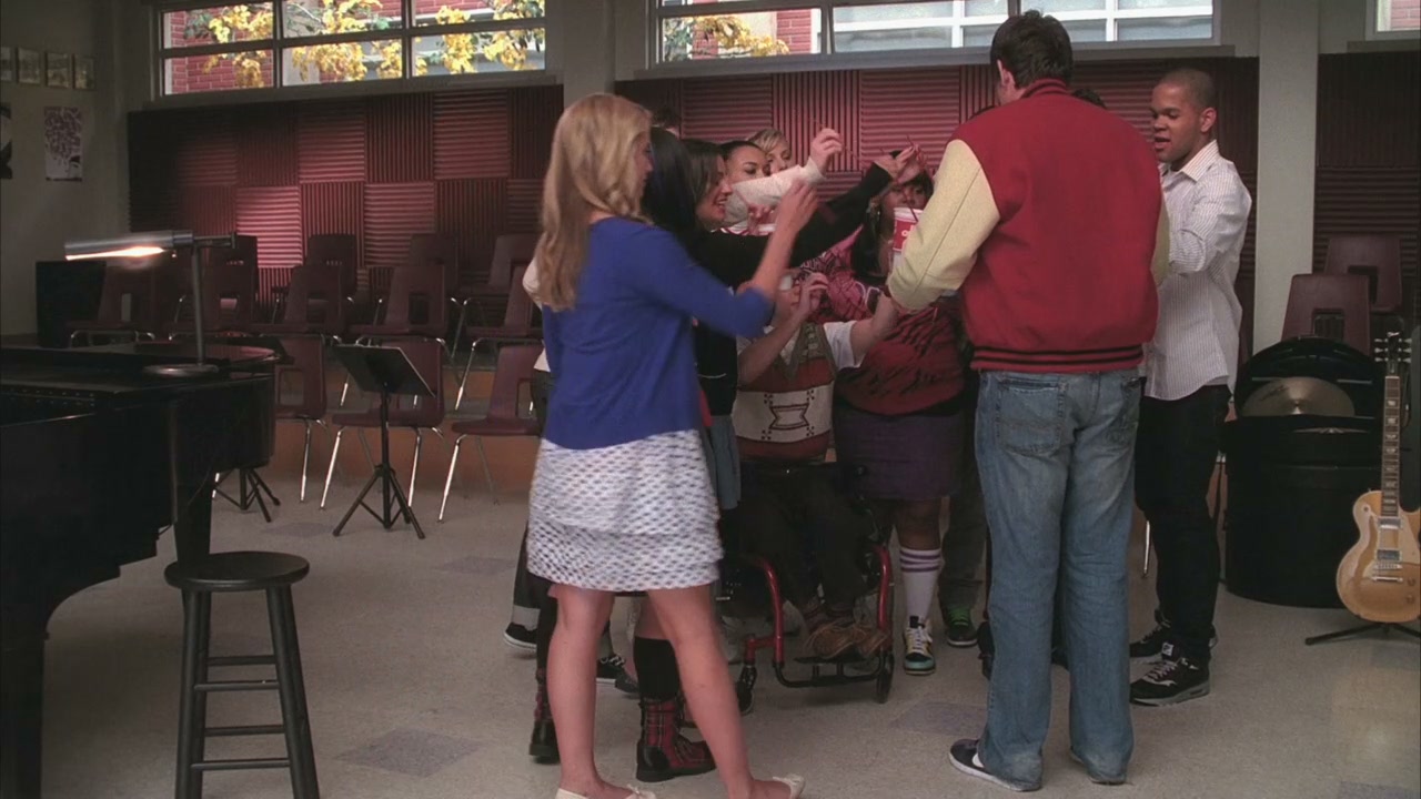 Glee108-01201.jpg