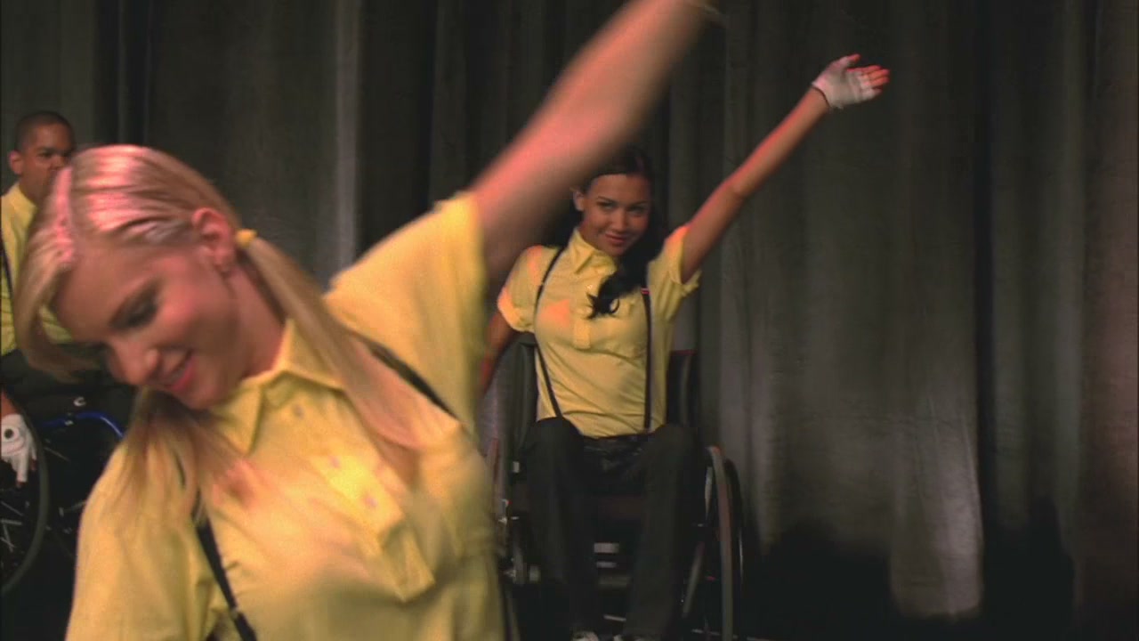 Glee109-01211.jpg