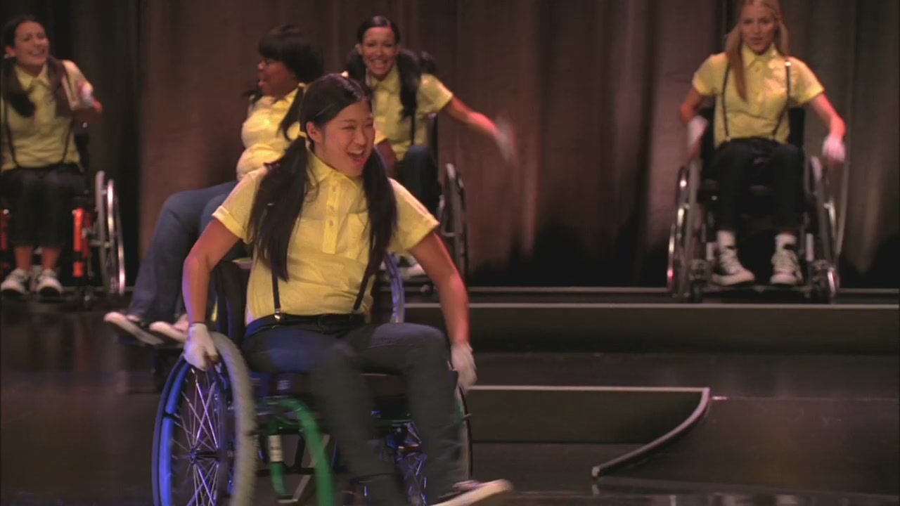 Glee109-01230.jpg