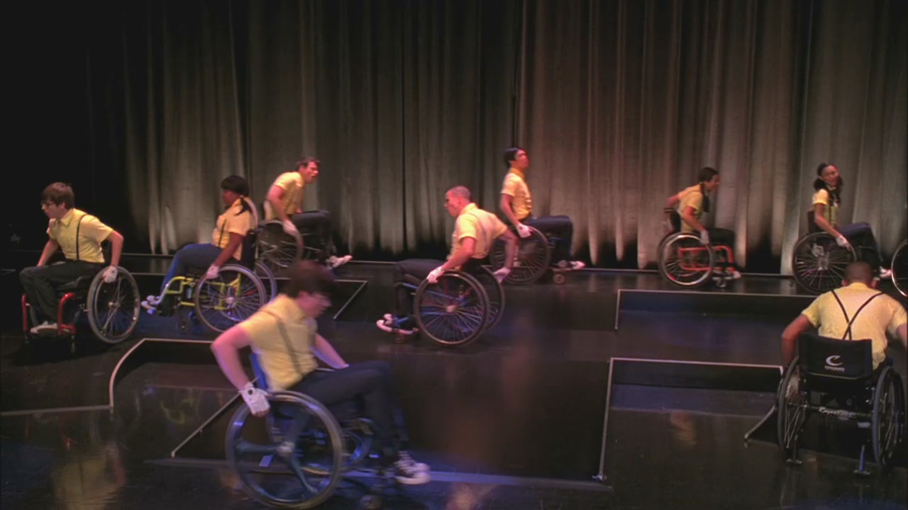Glee109-01232.jpg
