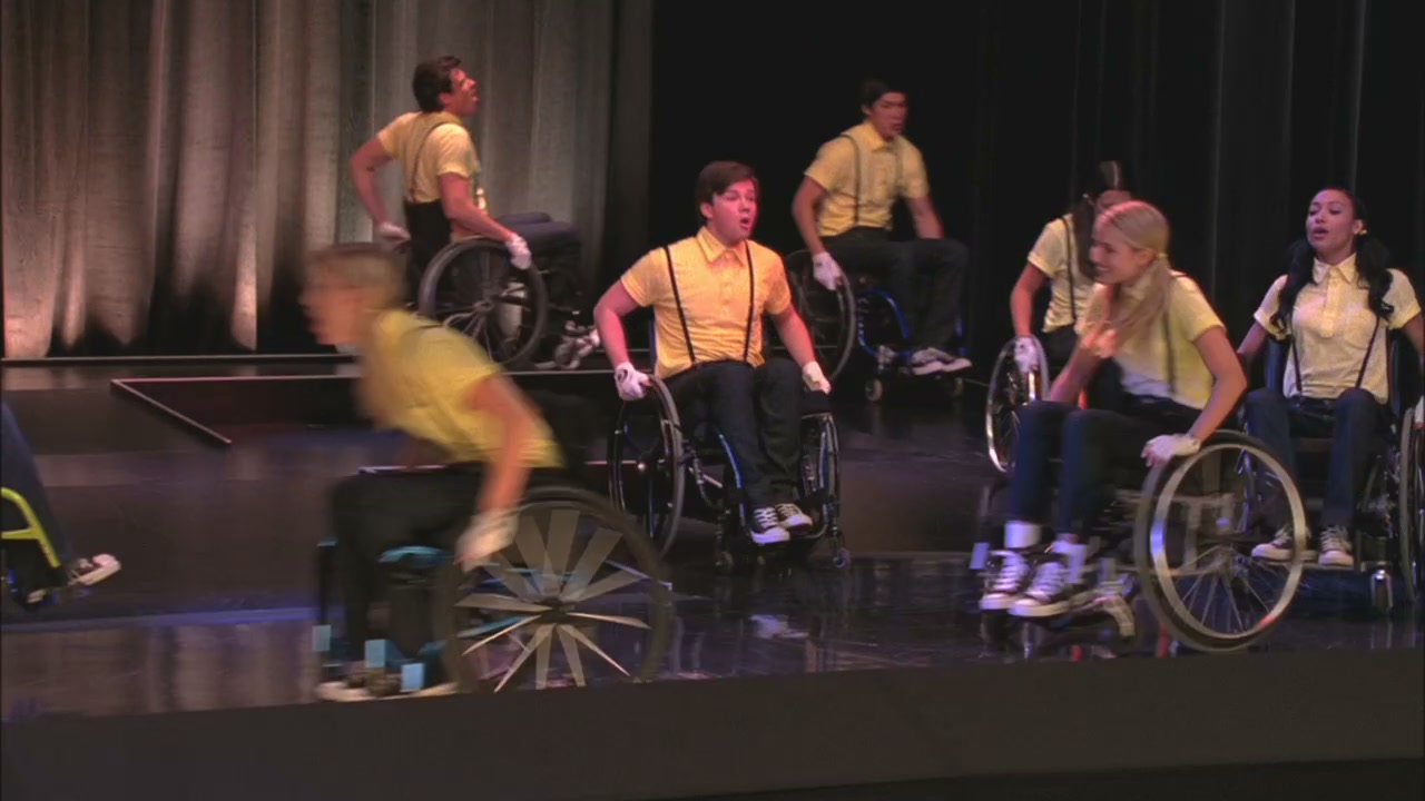 Glee109-01234.jpg