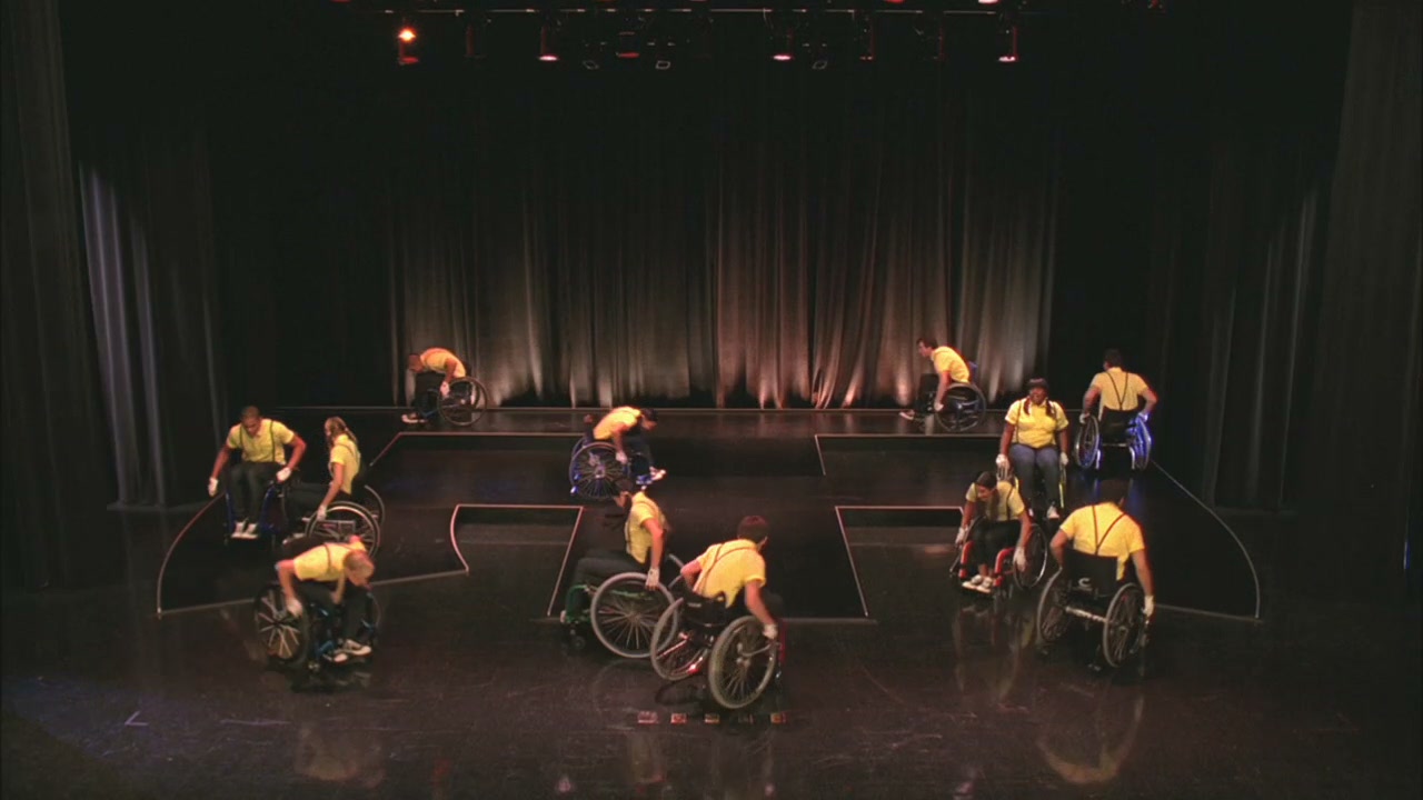 Glee109-01249.jpg