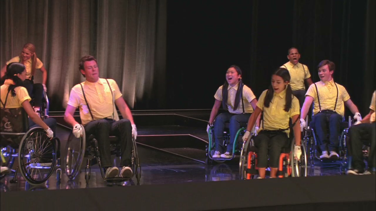 Glee109-01259.jpg