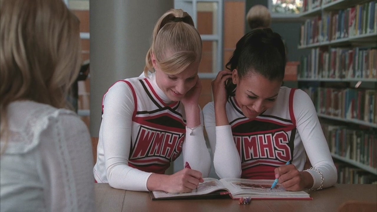 Glee112-00195.jpg