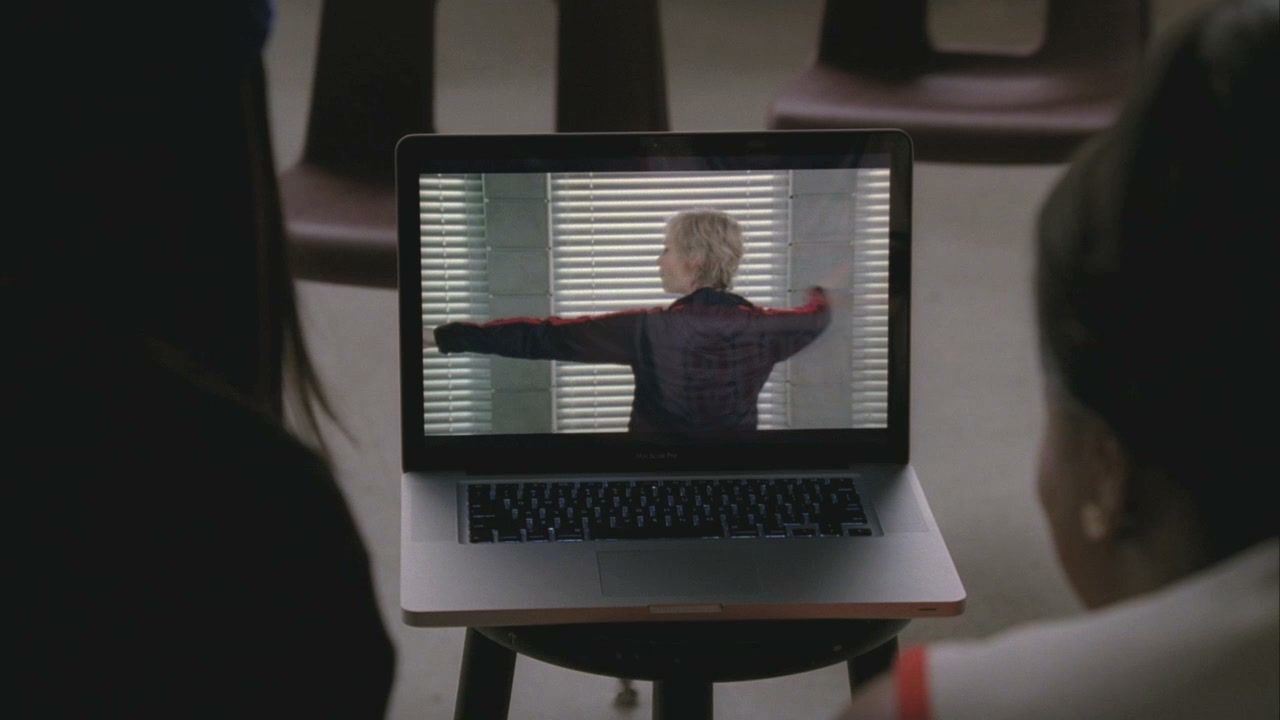 Glee117-00013.jpg