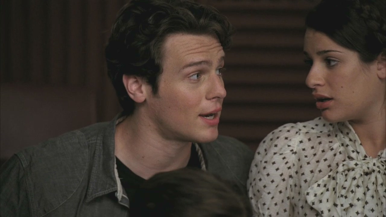 Glee117-00028.jpg