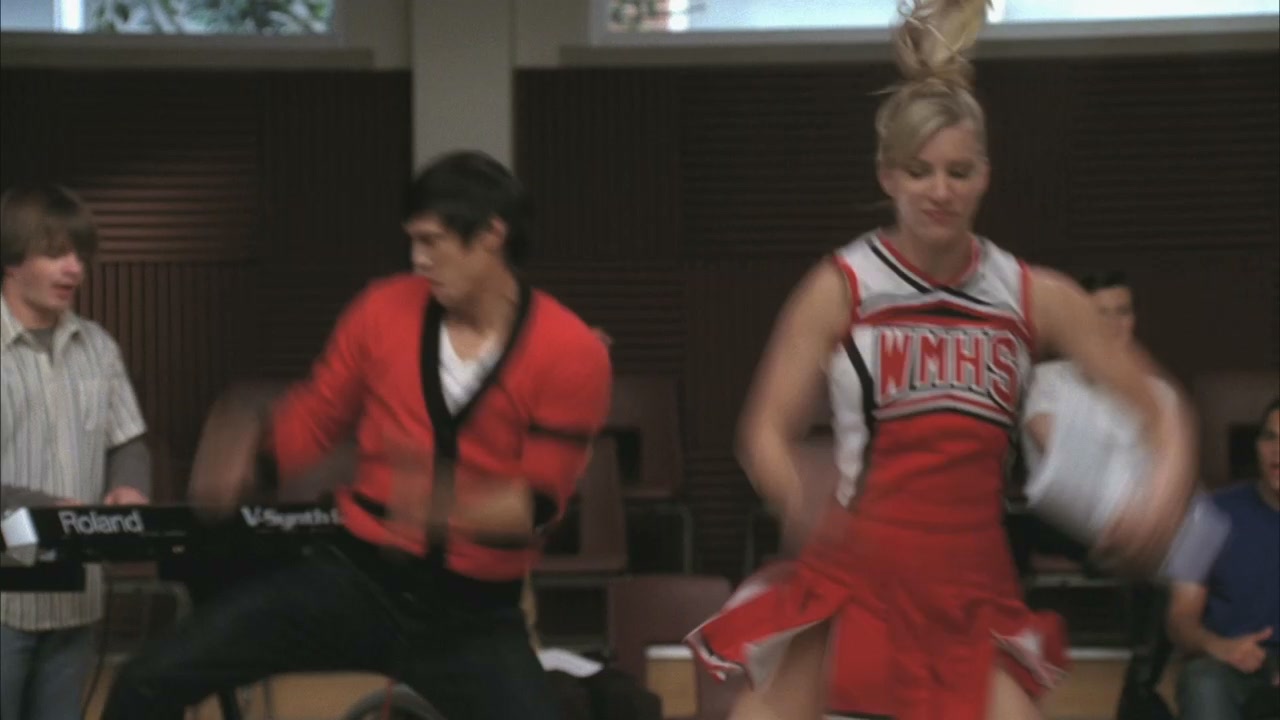 Glee117-00171.jpg