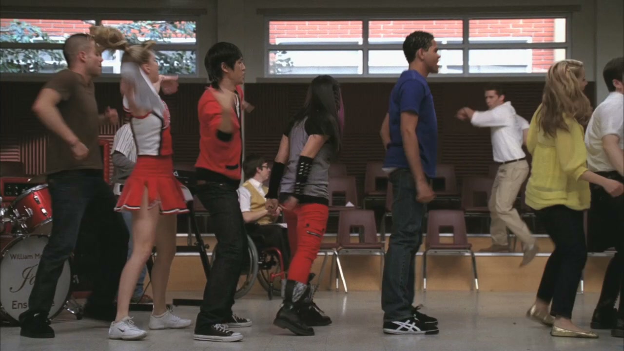 Glee117-00197.jpg