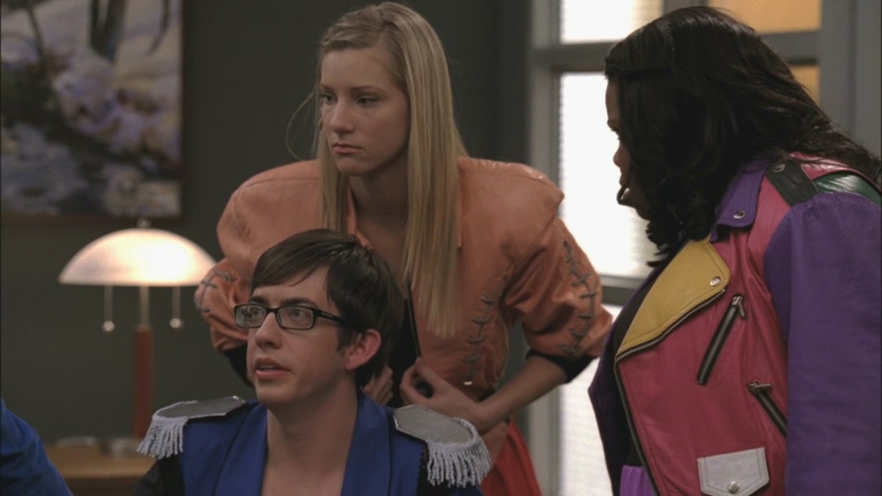 Glee117-00502.jpg