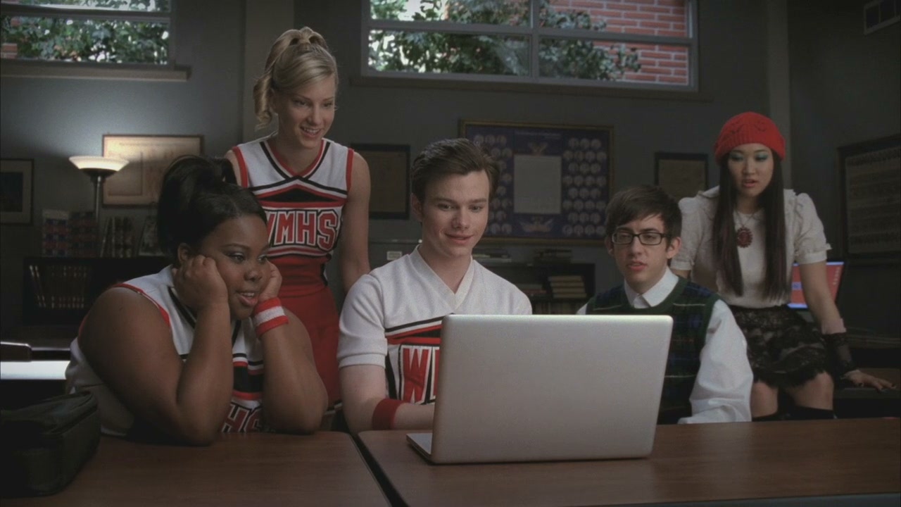 Glee117-00809.jpg