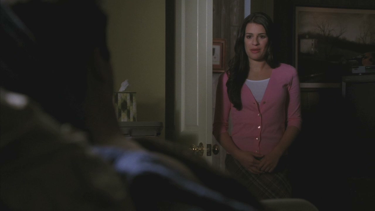 Glee118-01120.jpg