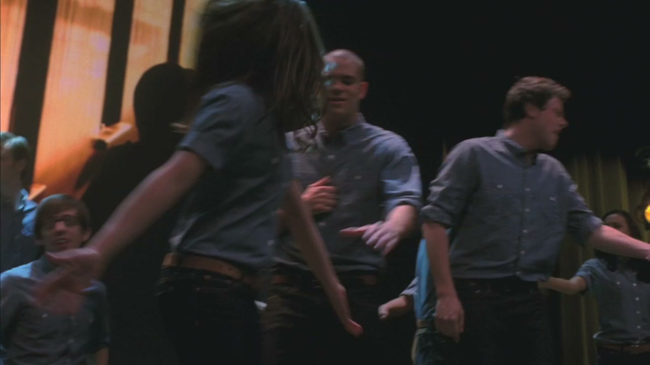 Glee118-01229.jpg