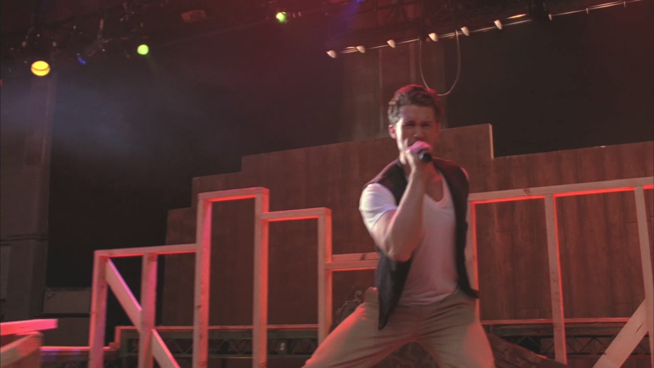 Glee119-00640.jpg