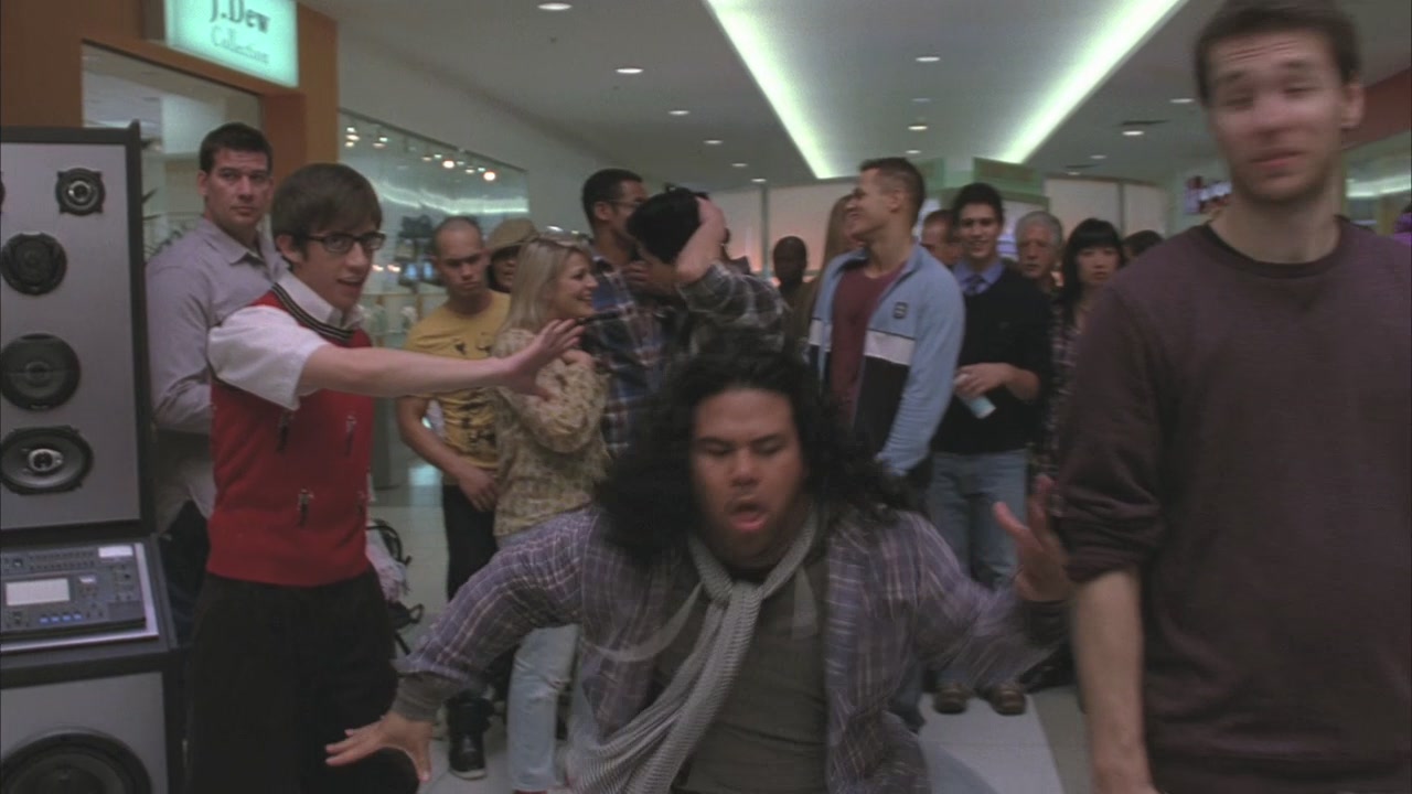 Glee119-00708.jpg