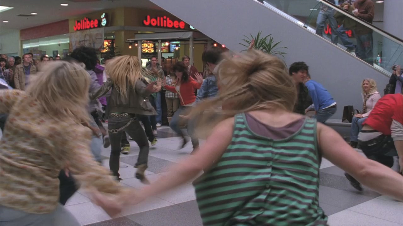 Glee119-00731.jpg