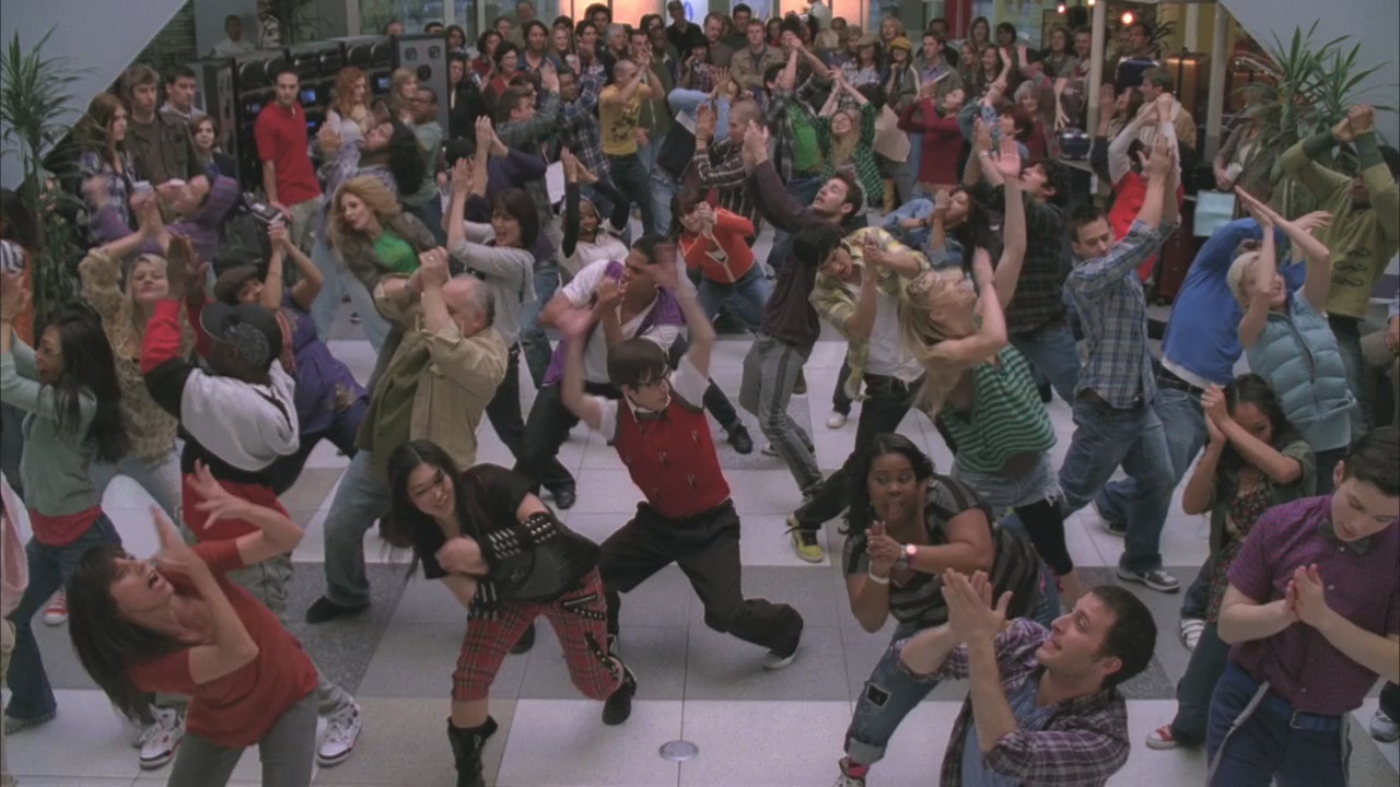 Glee119-00761.jpg