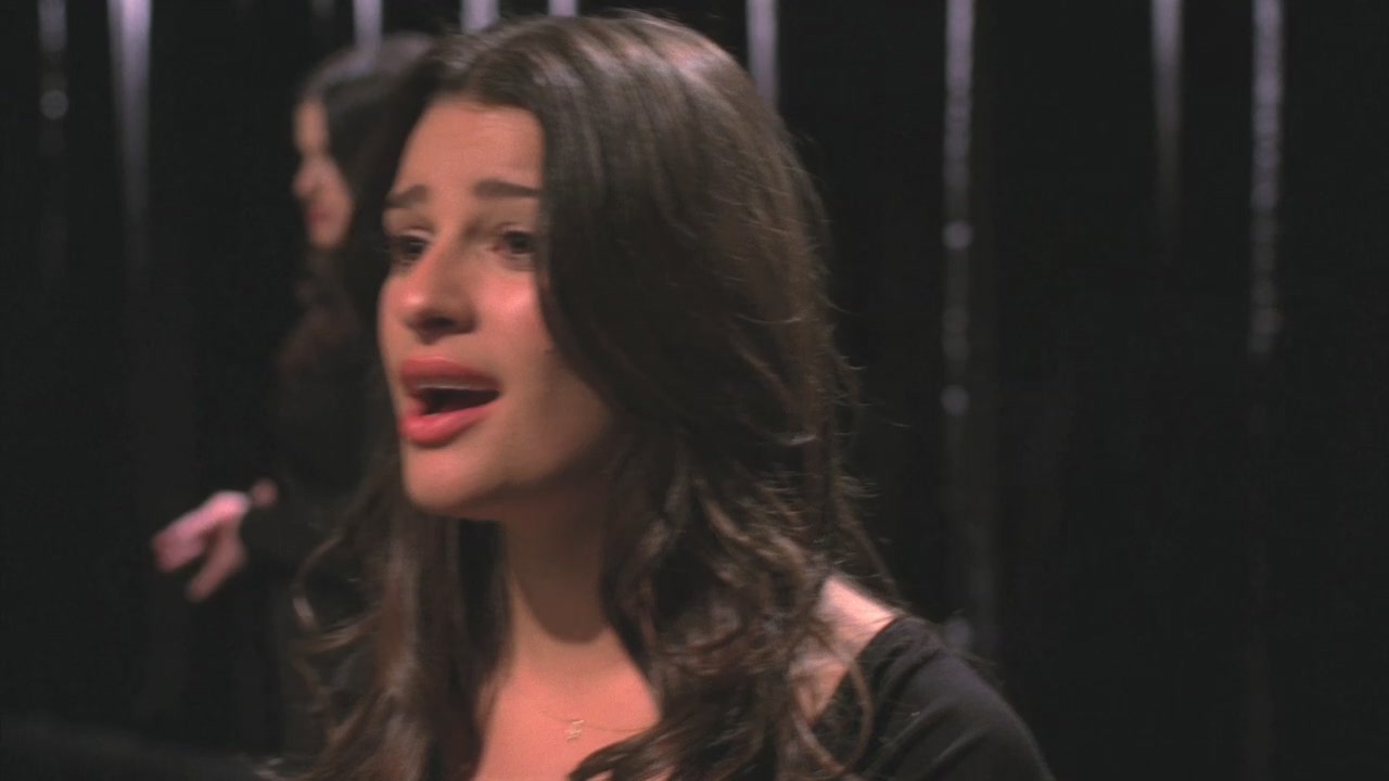 Glee119-01110.jpg