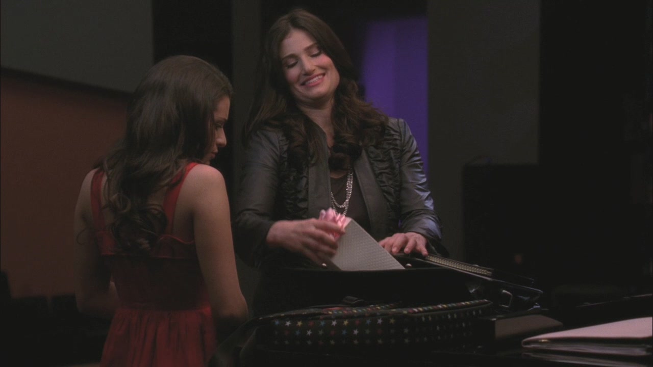 Glee120-01032.jpg