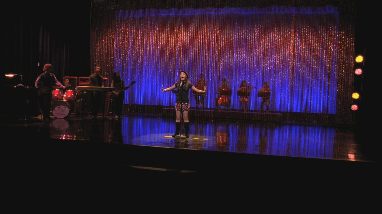Glee201-01053.jpg