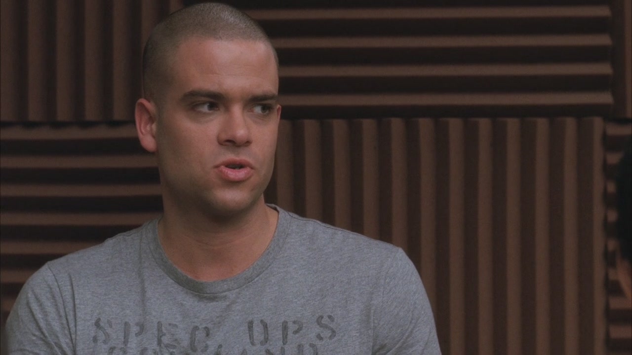 Glee203-00119.jpg