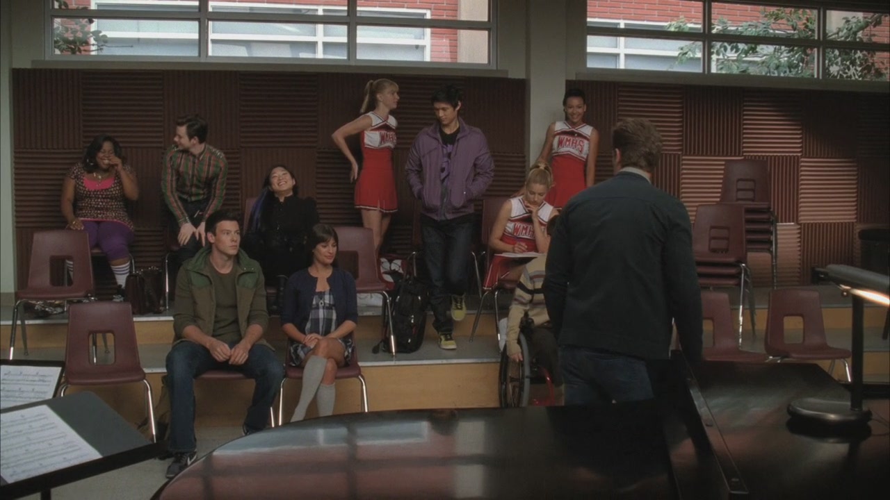 Glee204-00004.jpg