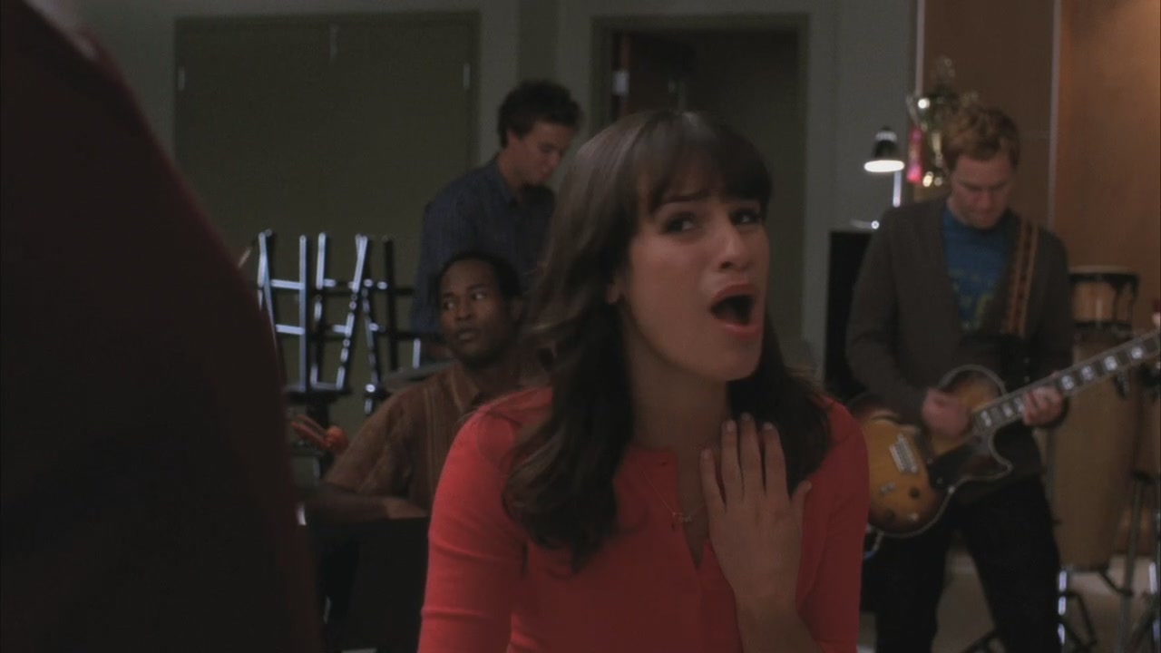 Glee204-00205.jpg