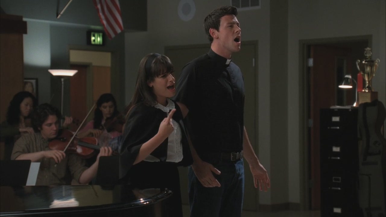 Glee204-00936.jpg