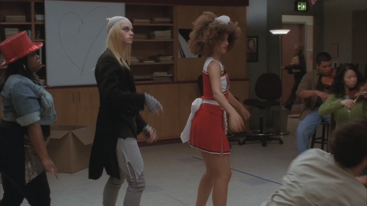 Glee205-00380.jpg